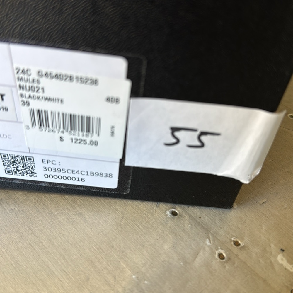 Chanel 24c black white logo slide sandal mules with box sz 39 - Picture 6 of 9
